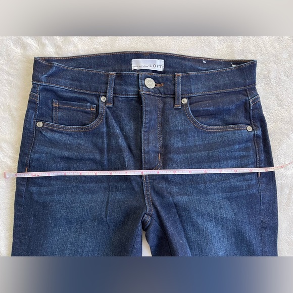 LOFT Dark Wash Skinny Jeans With Buttons at Ankles - Picture 14 of 15